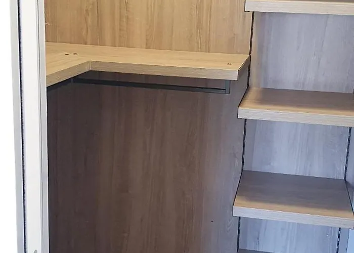 House Bocconi شقة